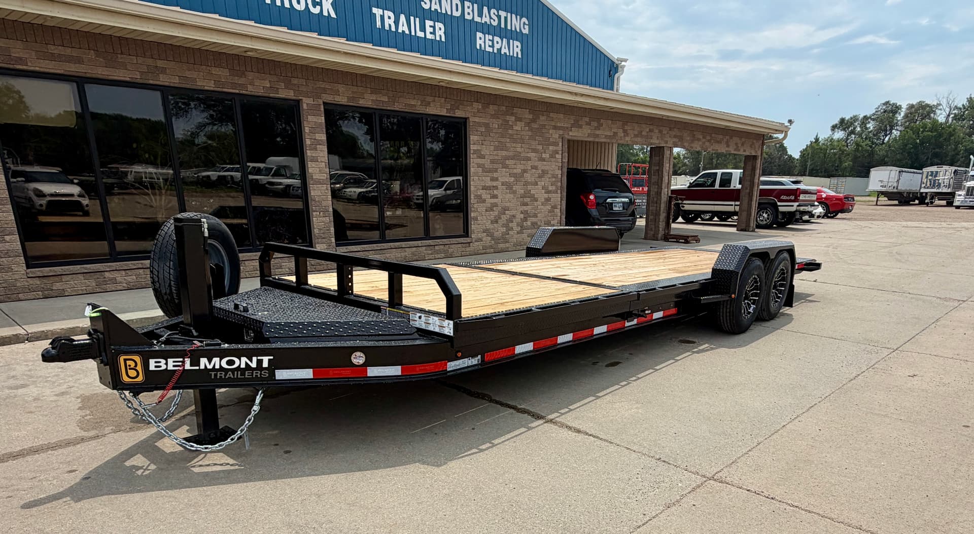 2026 Belmont TiltBed 22ft